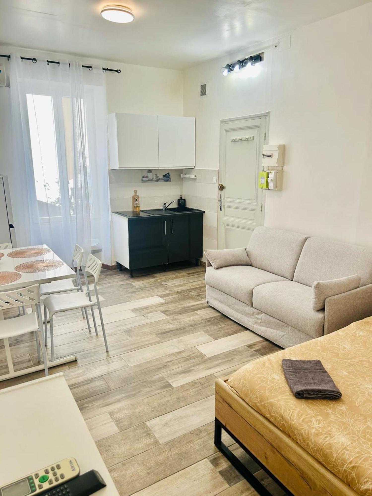 Studio Nesma Pres De La Mer Port Vendres ภายนอก รูปภาพ